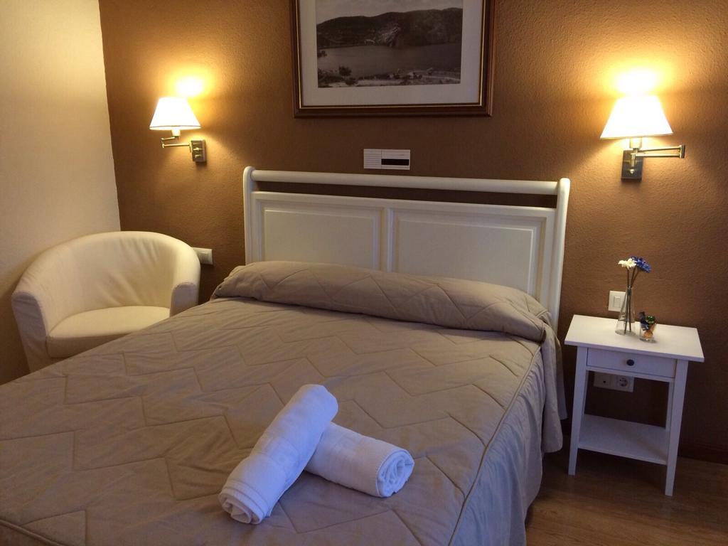 Hotel Rural Mariblanca ซาเซดอน ห้อง รูปภาพ