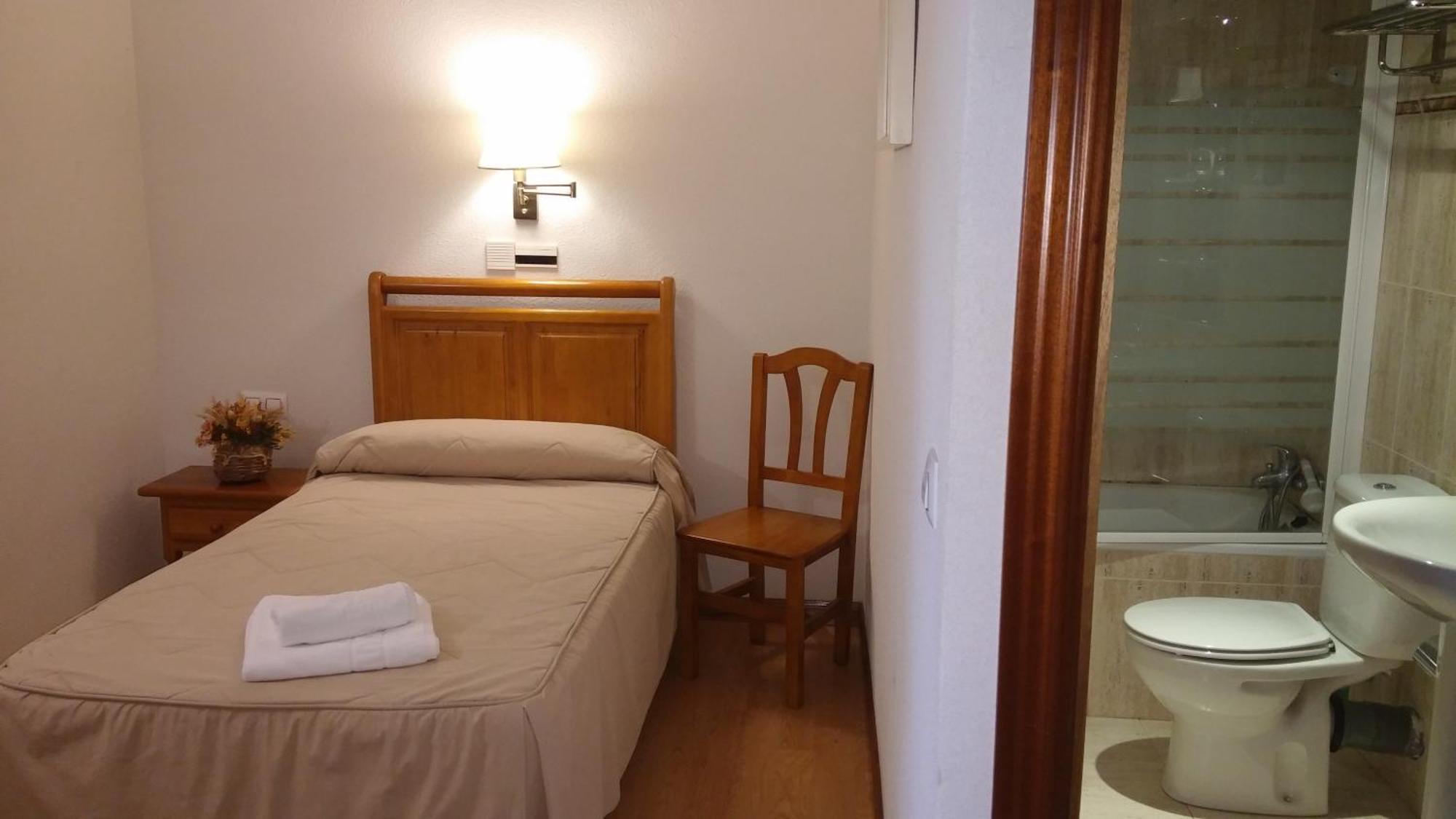 Hotel Rural Mariblanca ซาเซดอน ห้อง รูปภาพ