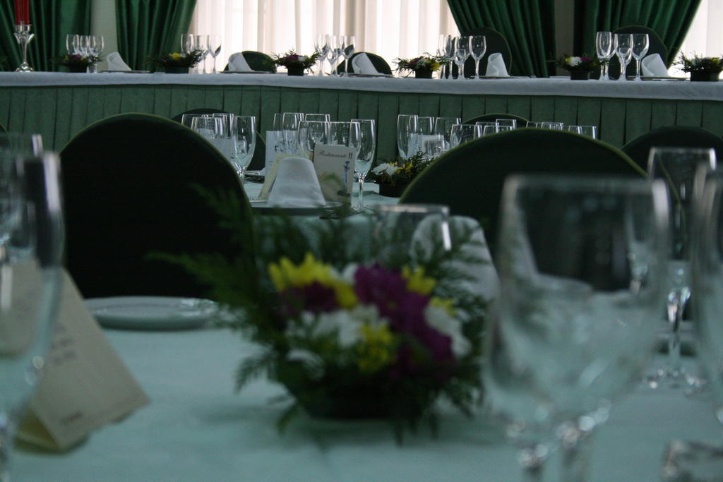 Hotel Rural Mariblanca ซาเซดอน ภายนอก รูปภาพ