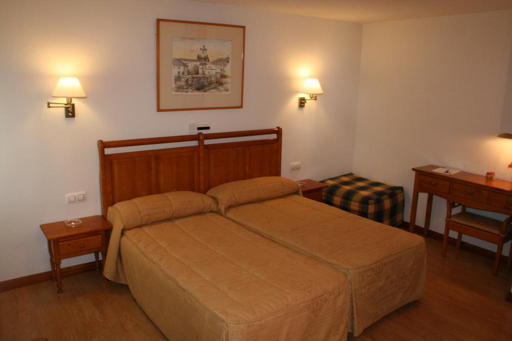 Hotel Rural Mariblanca ซาเซดอน ห้อง รูปภาพ